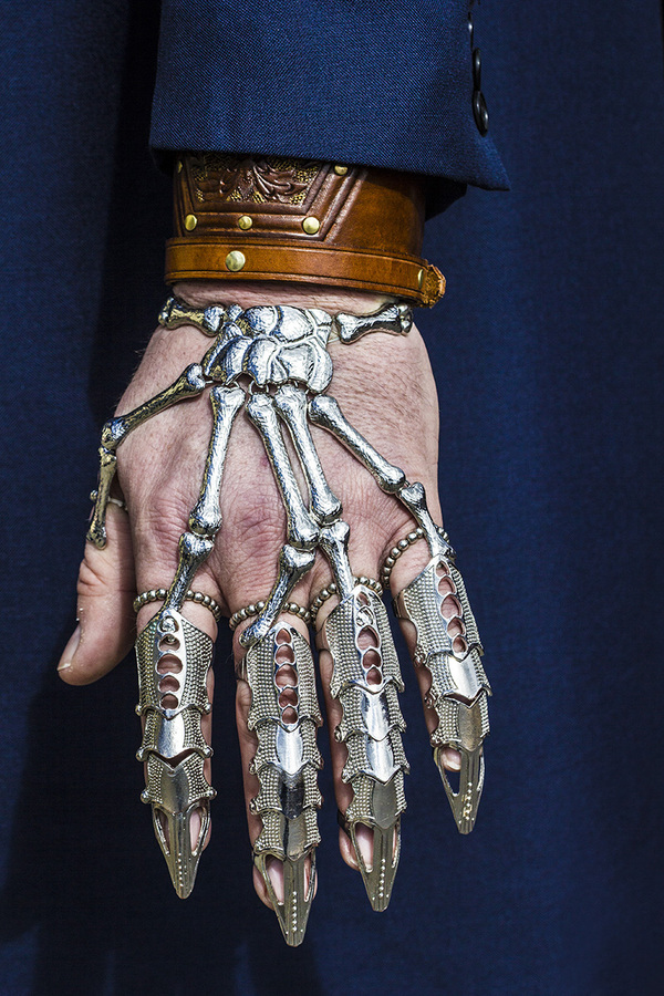 Gothic Hand Jewellery